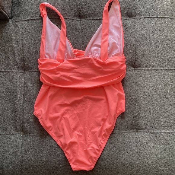 ASOS swim - Picture 2 of 3